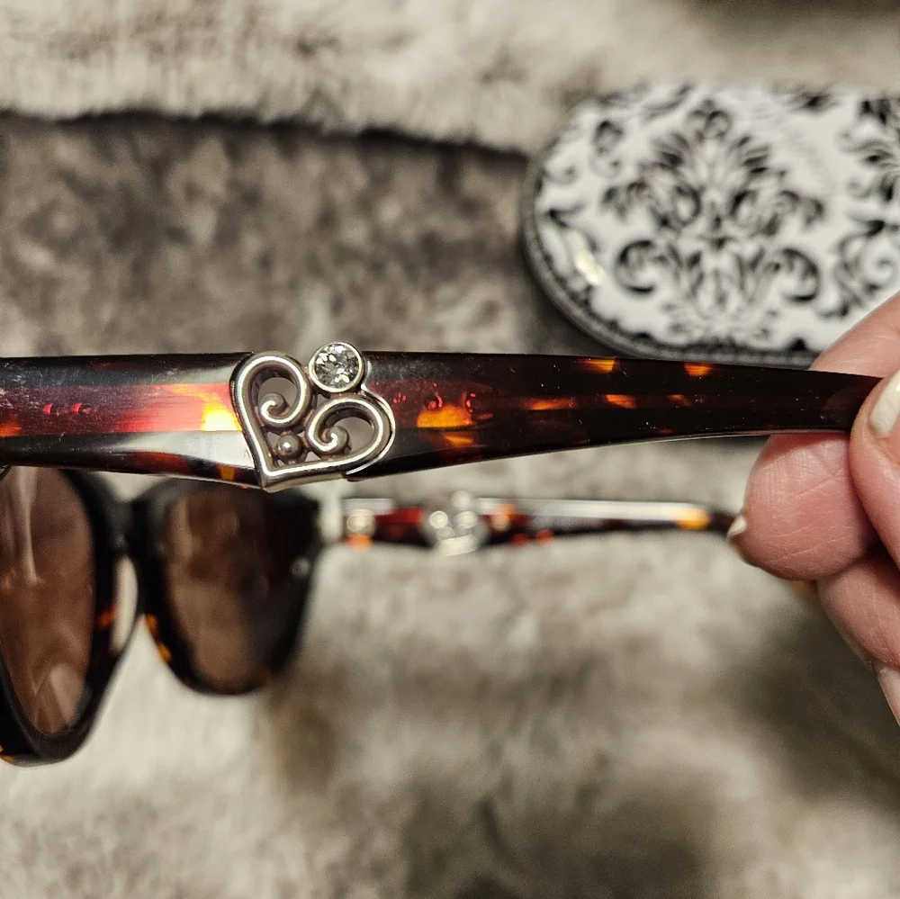 New Brighton Sunglasses - Picture 7 of 12